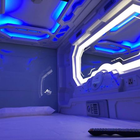 Izzzleep Aeropuerto Terminal 2 Hotel Mexikóváros Kültér fotó