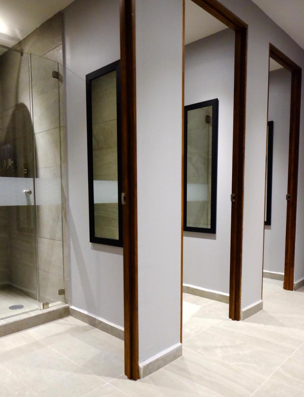 Izzzleep Aeropuerto Terminal 2 Hotel Mexikóváros Kültér fotó