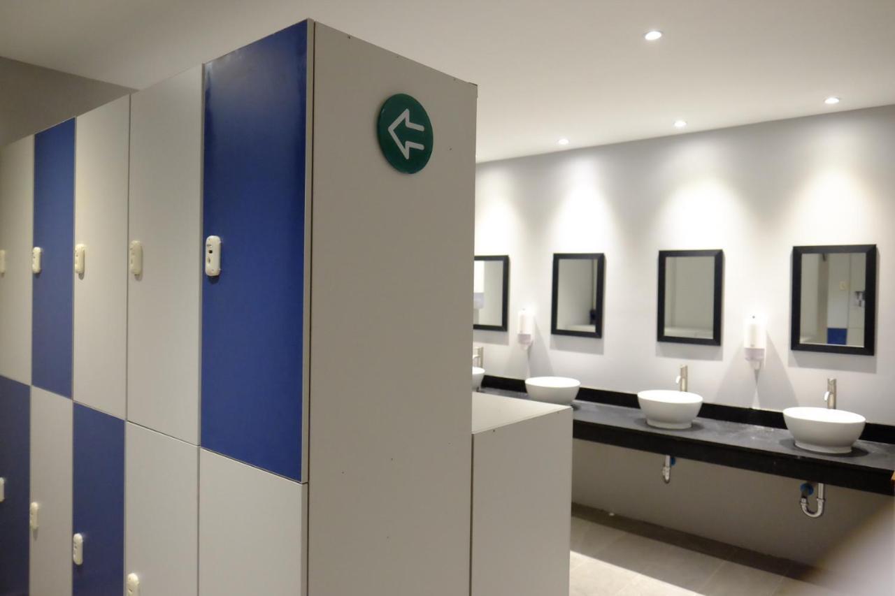 Izzzleep Aeropuerto Terminal 2 Hotel Mexikóváros Kültér fotó