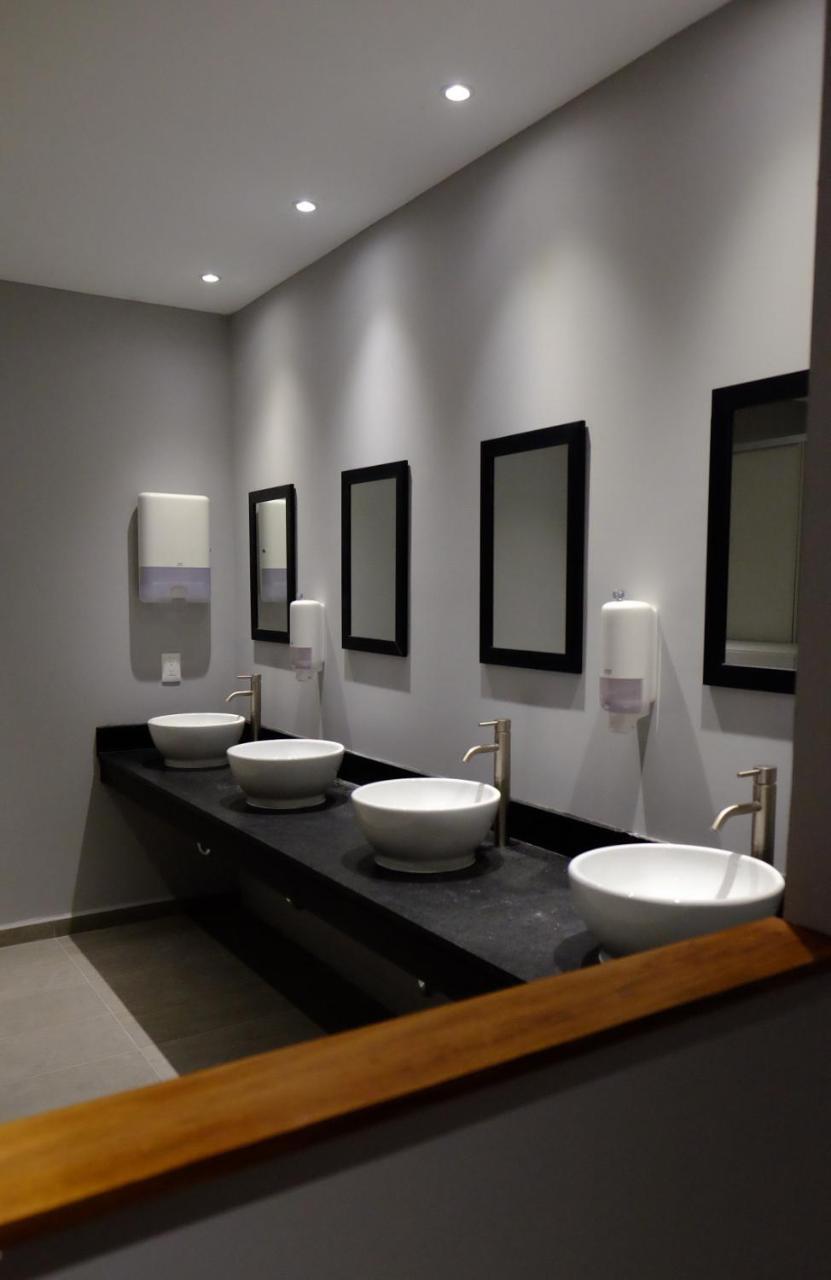 Izzzleep Aeropuerto Terminal 2 Hotel Mexikóváros Kültér fotó