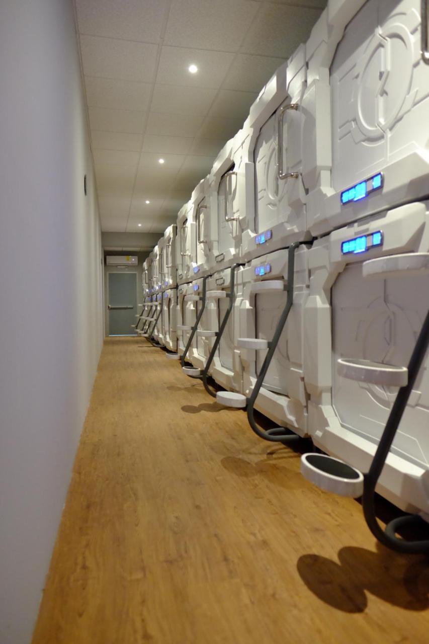 Izzzleep Aeropuerto Terminal 2 Hotel Mexikóváros Kültér fotó