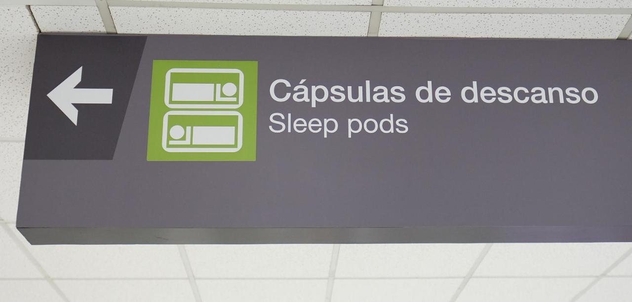 Izzzleep Aeropuerto Terminal 2 Hotel Mexikóváros Kültér fotó