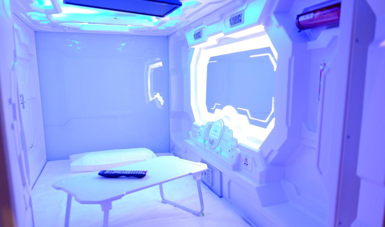 Izzzleep Aeropuerto Terminal 2 Hotel Mexikóváros Kültér fotó